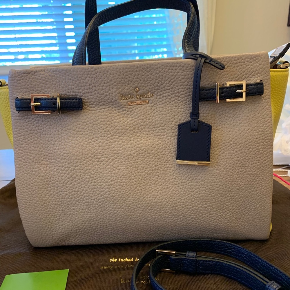 Kate Spade tote or shoulder bag.